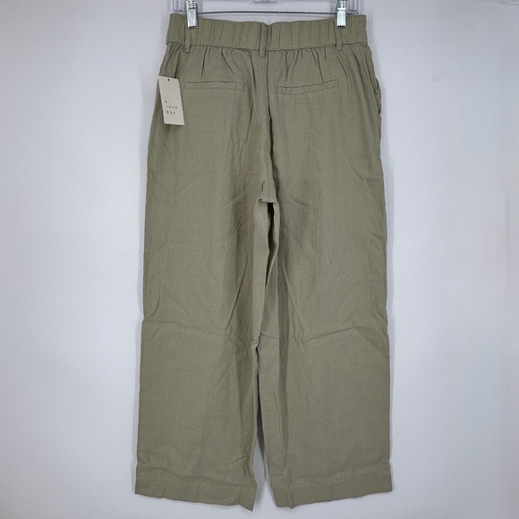 A New Day Womens 8 SHORT Trouser Pants Linen Blend Green Pleated Straight Leg - Picture 6 of 8